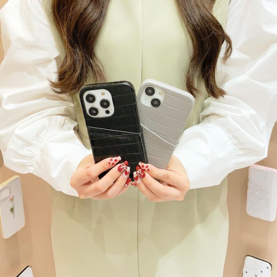 クロコレザーポケットケース
